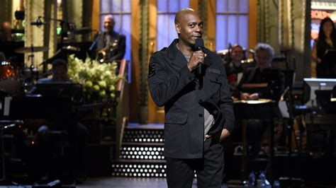 Dave Chappelle Hosts Post-Election SNL for Second Time - globaltv