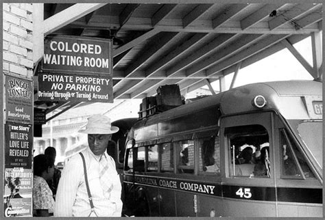 Civil Rights Movement: Desegregation Photo: Segregation - Bus Station