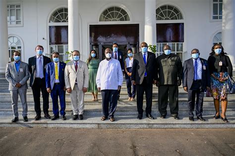 President Yoweri Museveni Hosts Delegation of Investors from Lyca ...