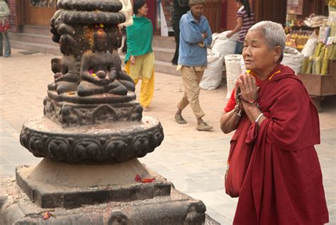 Tibetan Senior Female Idol Worship And Sacred Stock Photo - Download ...