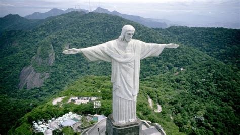 Christ the Redeemer statue - YouTube