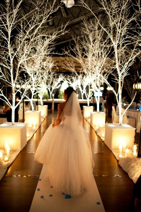 25 Winter Wedding Decorations Ideas - Wohh Wedding