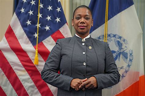 The first female Police Chief in the history of New York quits