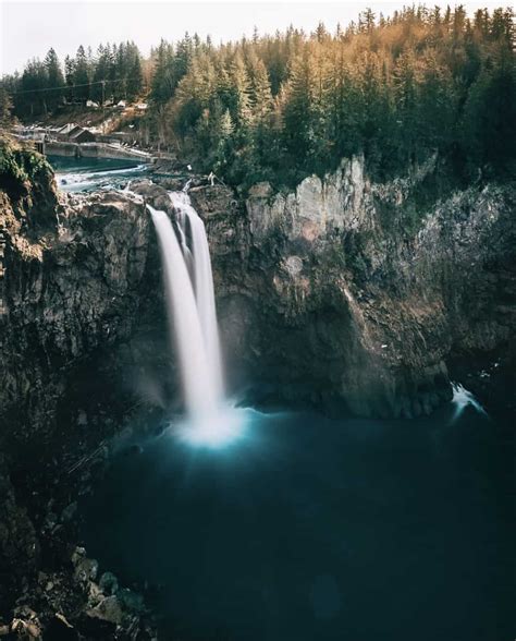 Snoqualmie Falls - Featured in Twin Peaks - North Bend Escapes