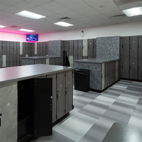 Locker Rooms | MUV Fitness | Best Gym in Beaverton