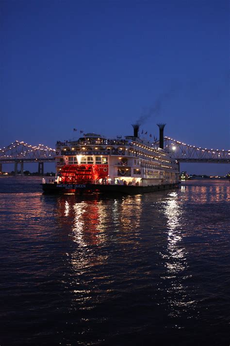 The American Queen Paddle-Wheeler Cruises on the Mississippi - The New York Times