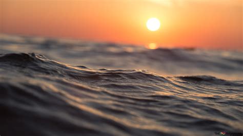 Sunset in Sea Waves 4K wallpaper download