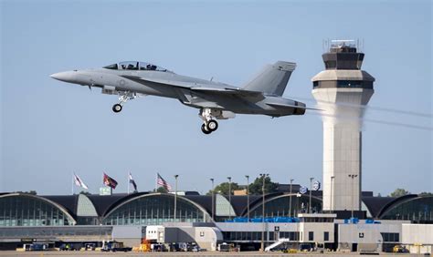 Boeing Delivers First Operational Block III F/A-18 Super Hornet to the ...