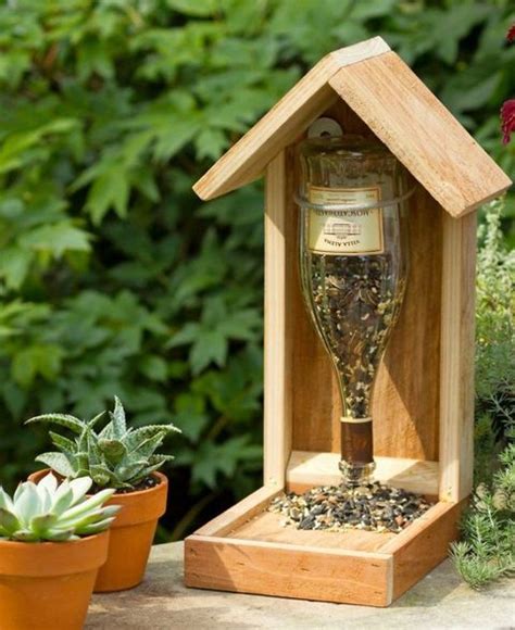 12 DIY Bird Feeders - Homemade Bird Feeder Ideas