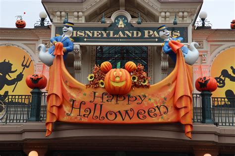 Disneyland Paris' Halloween Festival 2021 - Travel to the Magic