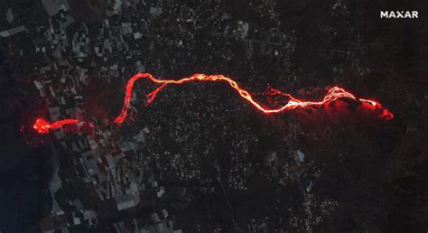 Maxar’s Image Capture Of The La Palma Volcano Lava Flow – SatNews