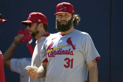 Lance Lynn tossed by umpire Ángel Hernández in spring training return to Cardinals