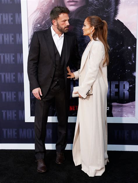 Jennifer Lopez And Ben Affleck Seemingly Argue On Red Carpet