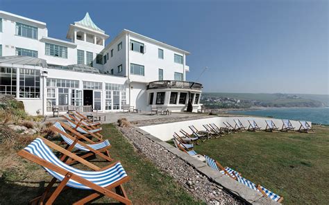 Burgh Island Hotel | Art deco hotel, Hotel, Devon hotels