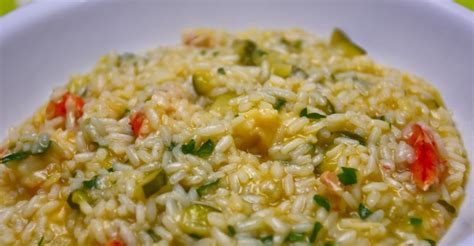 Giuliano's best risotto salad with zucchini and tomato | Love my Salad