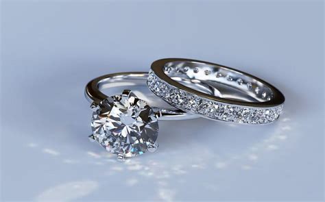 Engagement Ring Engraving Ideas | Luxury Diamonds