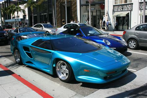 Here's Why The Vector M12 Supercar Never Really Caught On