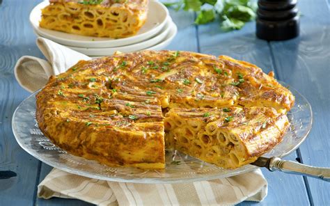 Frittata di maccheroni al ragù napoletana Ricetta- Agrodolce