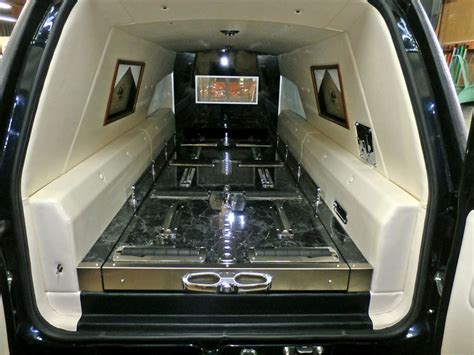 Funeral Hearse Interior | Hearse Manufacturer | Mitsuoka Motor Co.,Ltd.