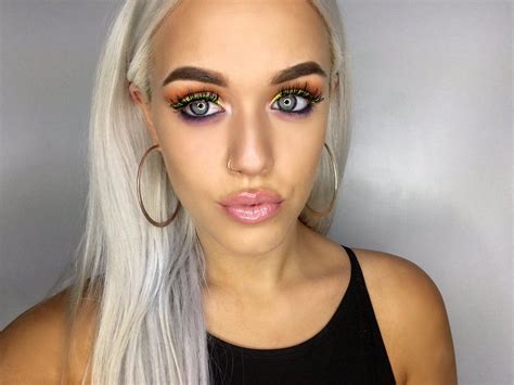 Lottie Tomlinson on Twitter | Lottie tomlinson, Lottie, Celebrity makeup