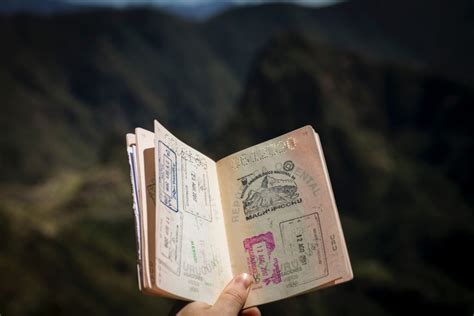 Crossing the Ecuador Colombia Border by Bus: an Unexpected Drama ...