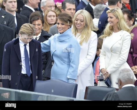 (L-R) Barron Trump, Melania Trump, Tiffany Trump, and Ivanka Trump ...