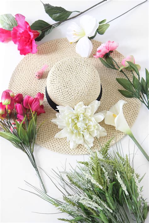 » MY DIY | Flower Derby Hat