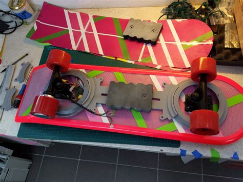 BTTF Hoverboard replica (WIP) | RPF Costume and Prop Maker Community