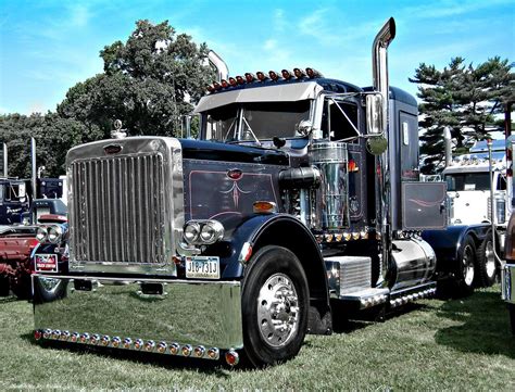 1979 Peterbilt 359 Black/Charcoal color | Caminhões, Automóveis, Caminhão