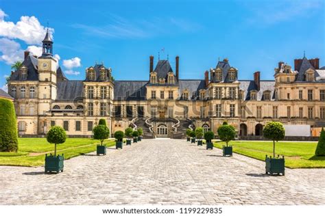 2,172 Palace Fontainebleau Images, Stock Photos & Vectors | Shutterstock