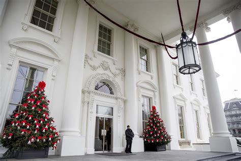 White House Christmas theme: 'The Gift of the Holidays' | Entertainment | phillytrib.com