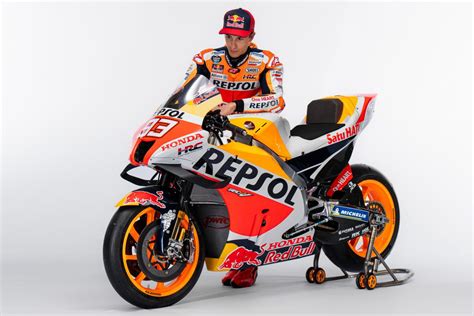 GALLERY: Repsol Honda Team Presentation 2022 | MotoGP™