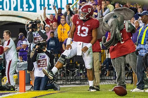 Four Alabama Football Players Named Finalists for National Awards