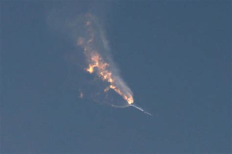 SpaceX rocket explosion shows Musk's 'successful failure' business formula