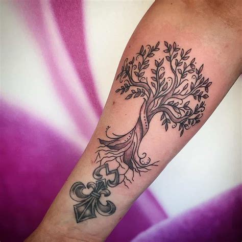 225+ Tree Tattoos: Reasons For Choosing The Life-Giving Tree! - Prochronism | Tree tattoo, Oak ...