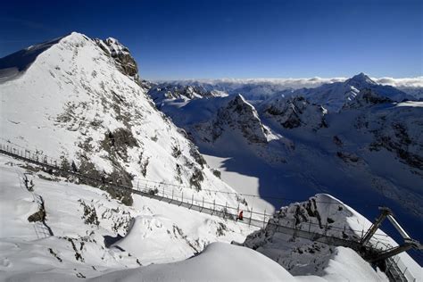 Titlis Cliff Walk: Europe's Highest Suspension Bridge Opens (PHOTOS ...