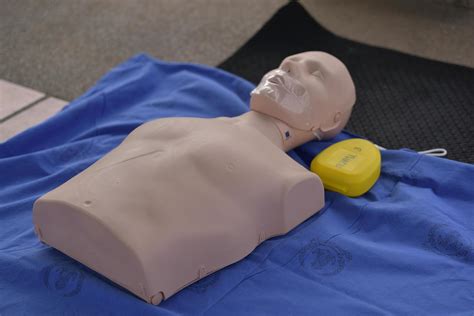 CPR dummy on cloth 2188564 Stock Photo at Vecteezy