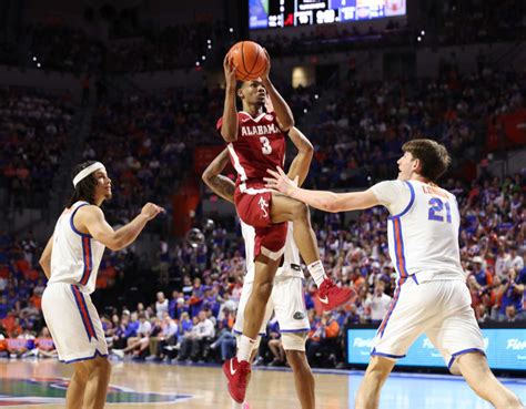 Alabama guard Rylan Griffen exits Florida game with leg injury ...