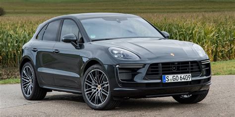 2021 Porsche Macan Turbo Review, Pricing, and Specs