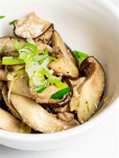 Korean Shiitake Mushroom Side Dish - Drive Me Hungry