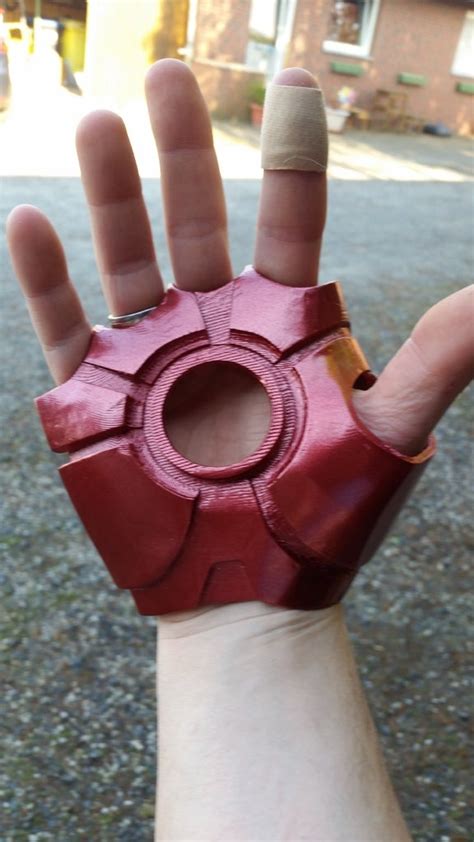 How To Make Iron Man Hand Repulsor / Iron Man's hand repulsor turned into a battle damaged lamp ...