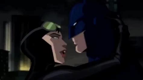 Batman And Catwoman Kiss