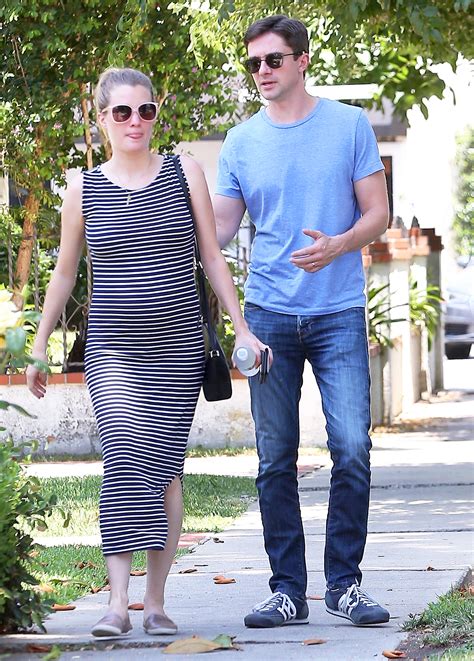 Topher Grace Expecting First Child With Wife Ashley Hinshaw: Report