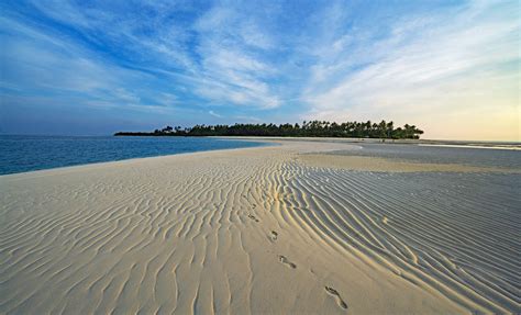 Development Plans Threaten Ecology of Lakshadweep | RoundGlass | Sustain