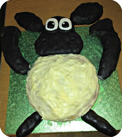 Life Unexpected: How To Make a Timmy Sheep Cake