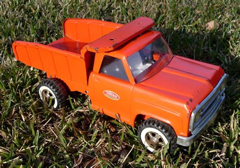 WELCOME TO EAST TEXAS TONKA GARAGE: Late 1960s Tonka Dump Truck