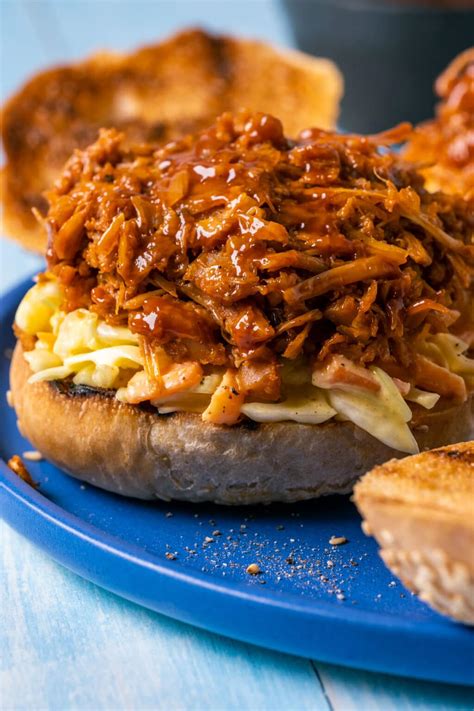 BBQ Jackfruit Pulled Pork - Loving It Vegan