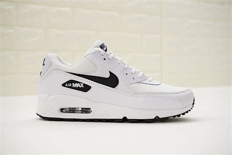 Men's Nike Air Max 90 Essential White/Black For Sale