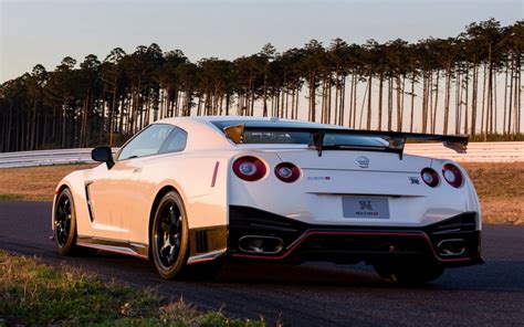 Download R35 GTR Download Best 4K Pictures Images Backgrounds Wallpaper ...