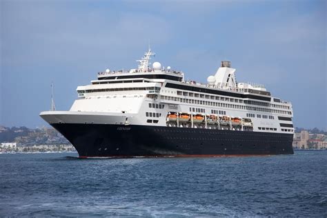 Holland America Volendam | THE CRUISE PRO